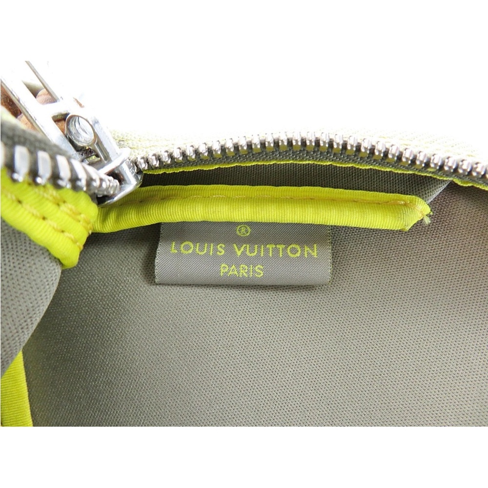 Louis Vuitton Lime Green Messenger Bag - Picture 13 of 16